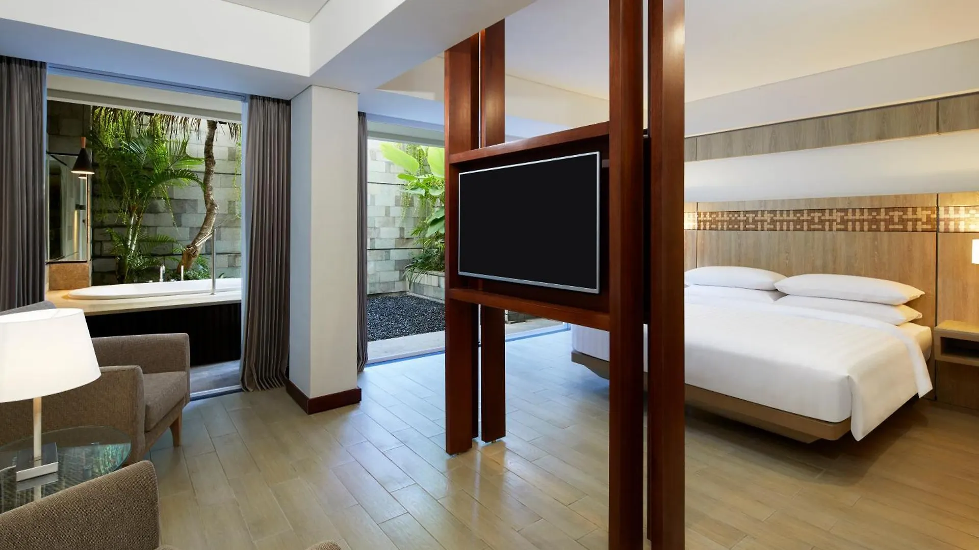 Fairfield By Marriott Bali Legian Hotel